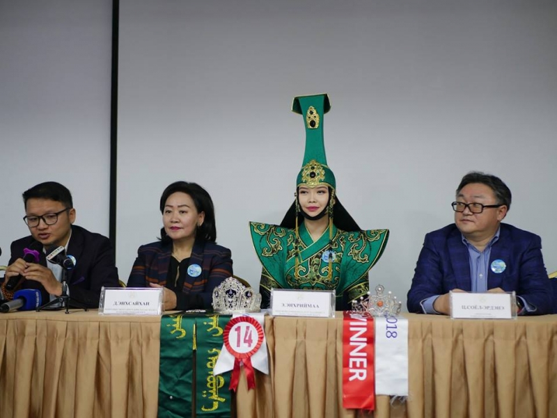 “Дэлхийн мисс-2018” тэмцээнд “Сайн ээж – Сайхан дэлхий” уриалга дэвшүүлнэ